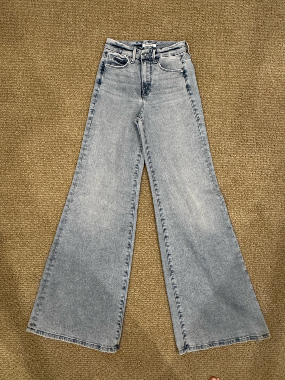 Good American Light Blue Wide Leg Jeans - Flare Silhouette